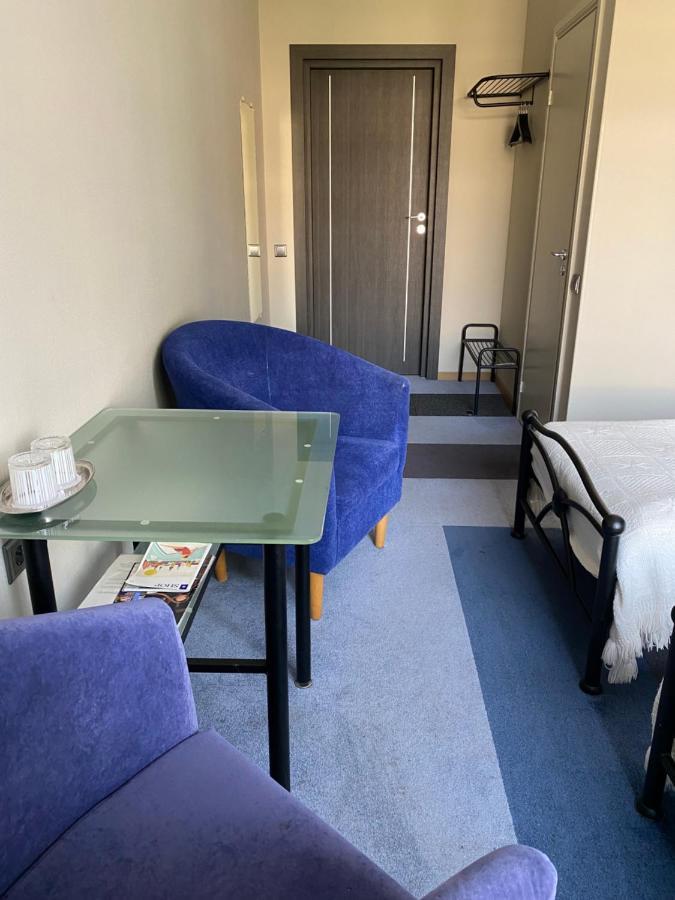 Hotel Kert Free Parking Рига Екстер'єр фото