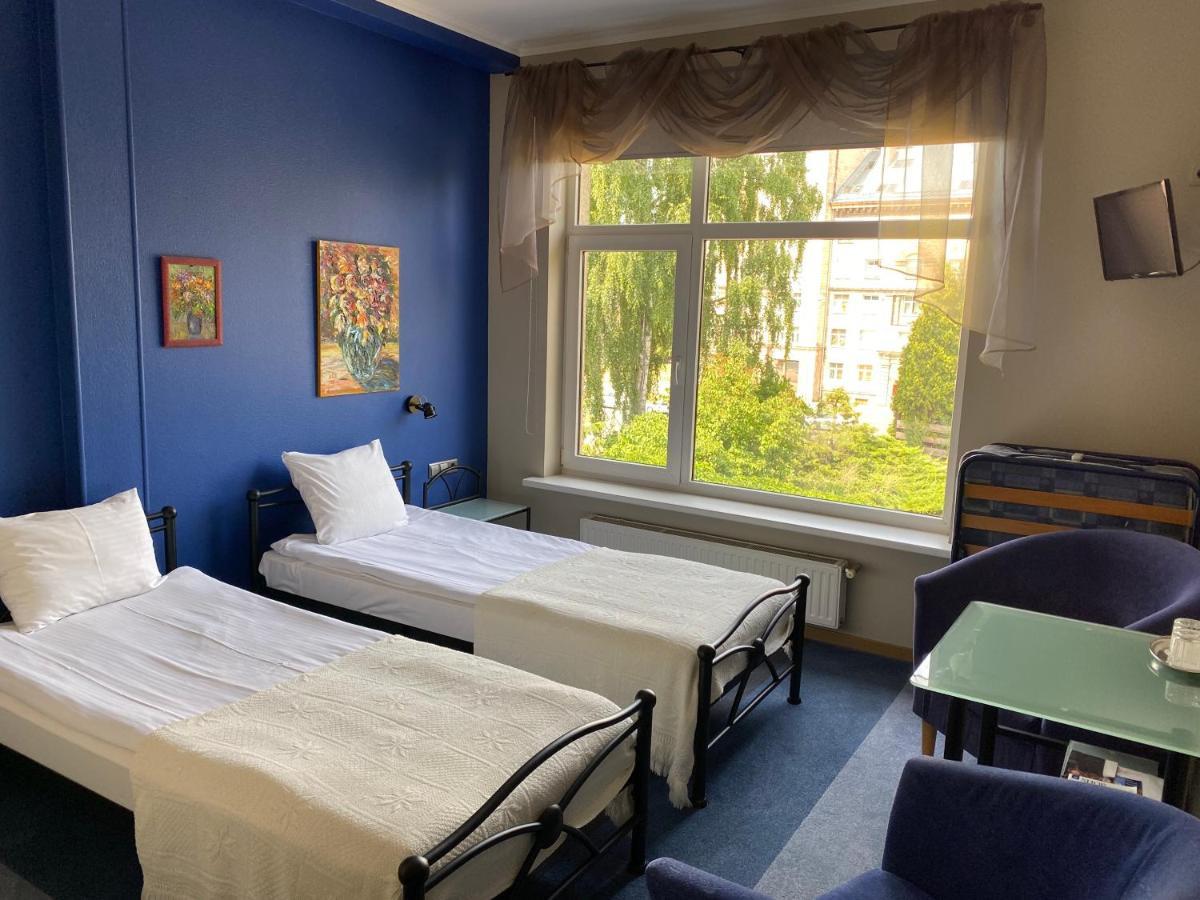 Hotel Kert Free Parking Рига Екстер'єр фото