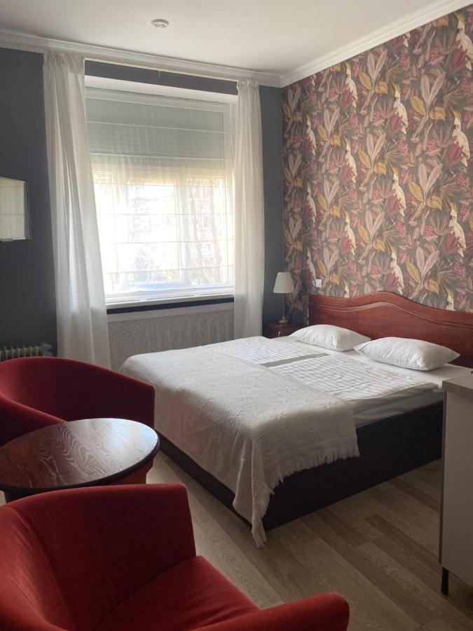 Hotel Kert Free Parking Рига Екстер'єр фото
