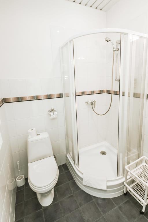 Hotel Kert Free Parking Рига Екстер'єр фото